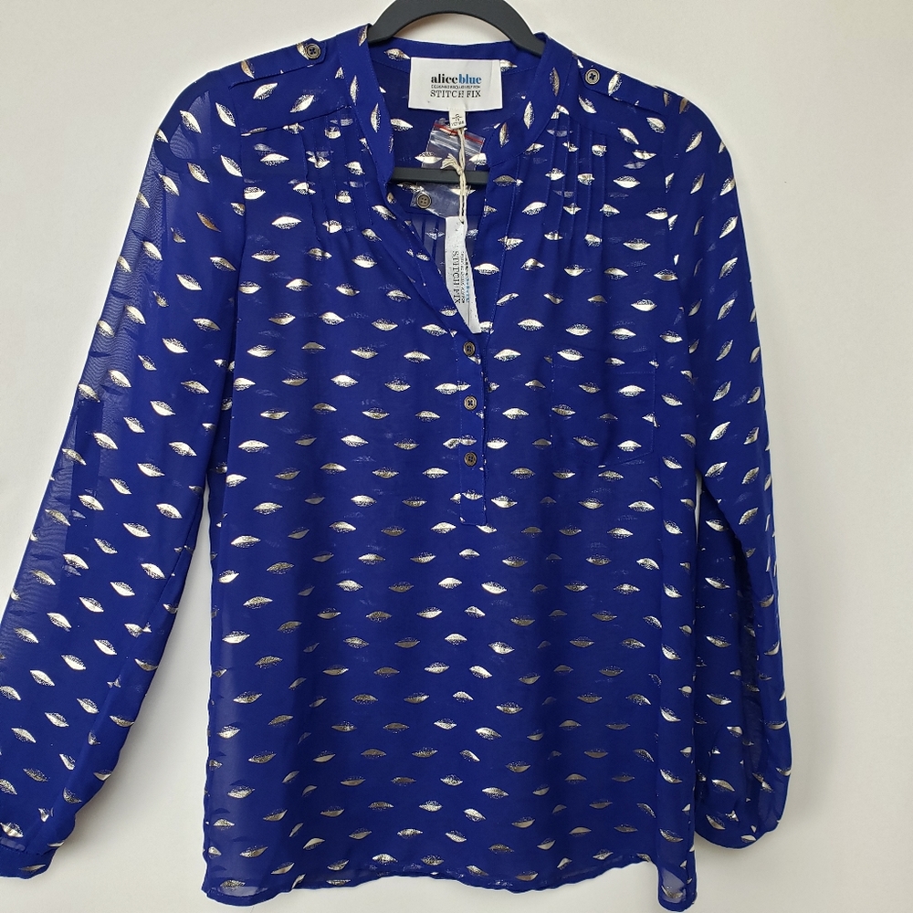 NWT Alice Blue Gold Stitch Fix Top Womens Small